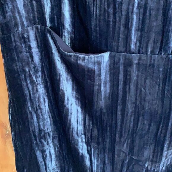 Floreat Anthropologie crushed velvet shift dress - Picture 7 of 9